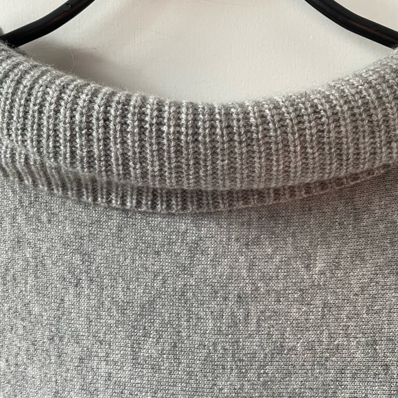 NWT Vince Grey Short Sleeve Cowl Neck Cashmere Boxy Sweater, XS (runs huge) S, M - Picture 8 of 8